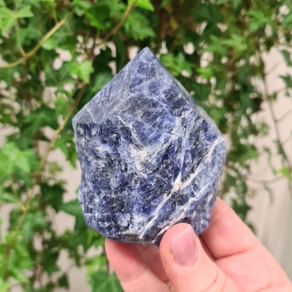 Sodalit - slipad spets