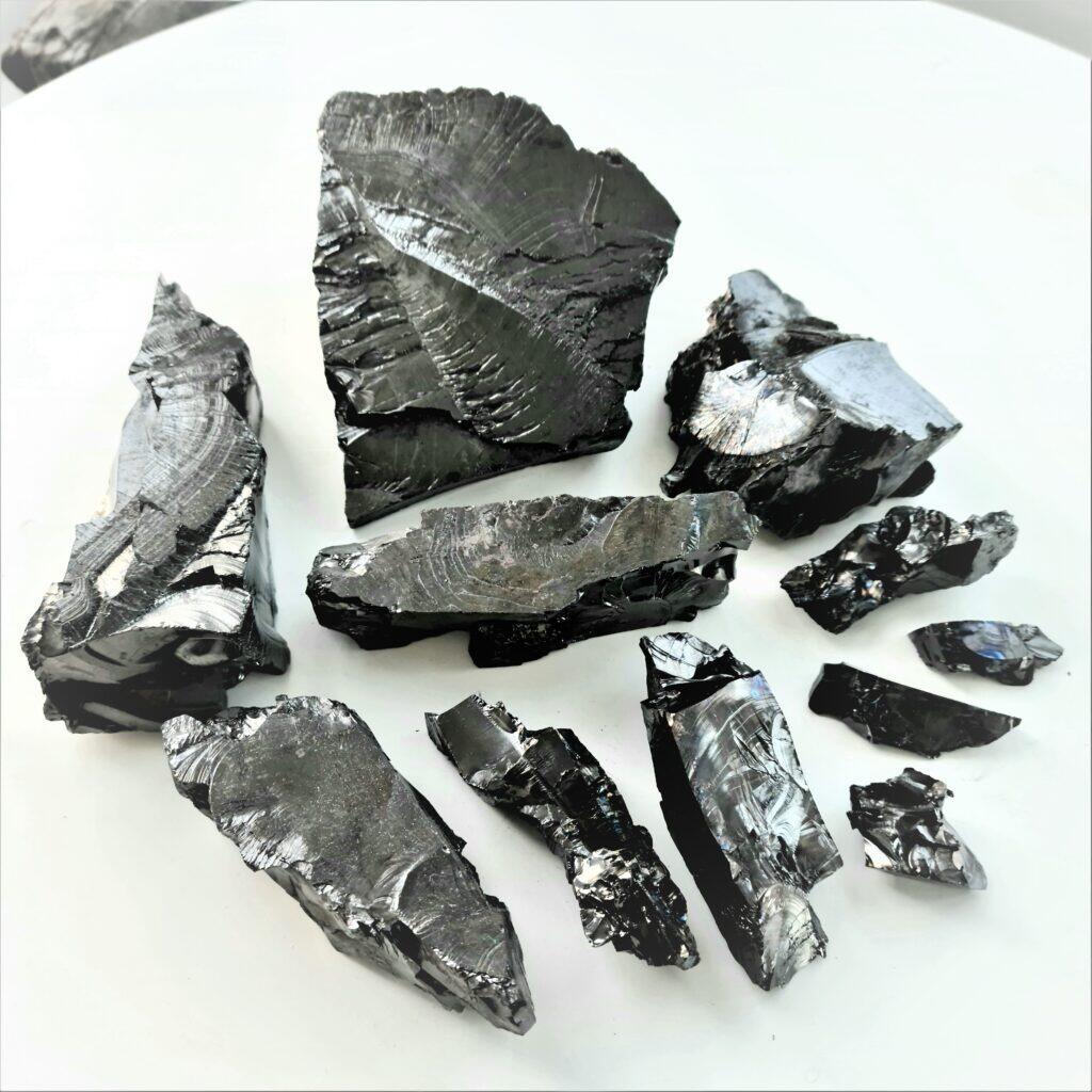 raquirite råa bitar