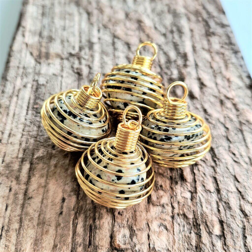 spiralhänge med Dalmatinerjaspis