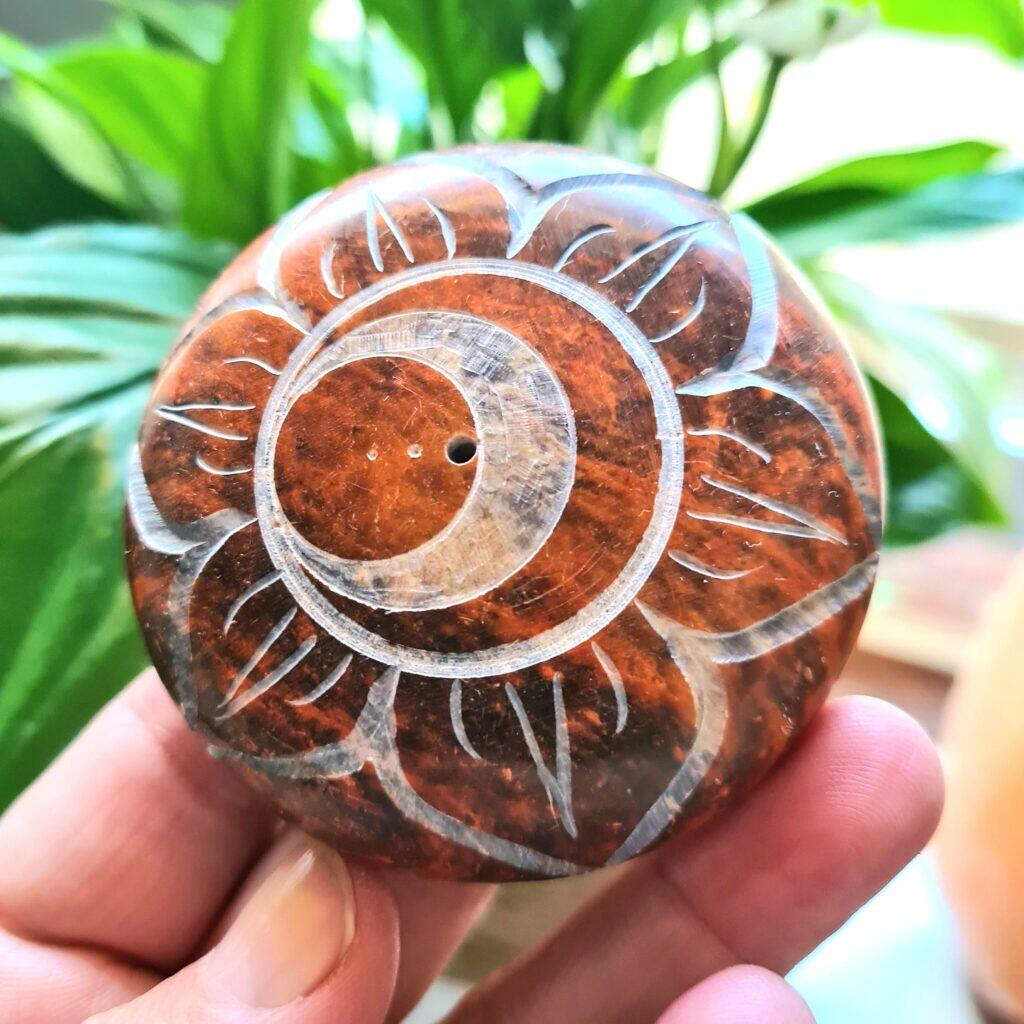 rökelsehållare täljsten rund orange