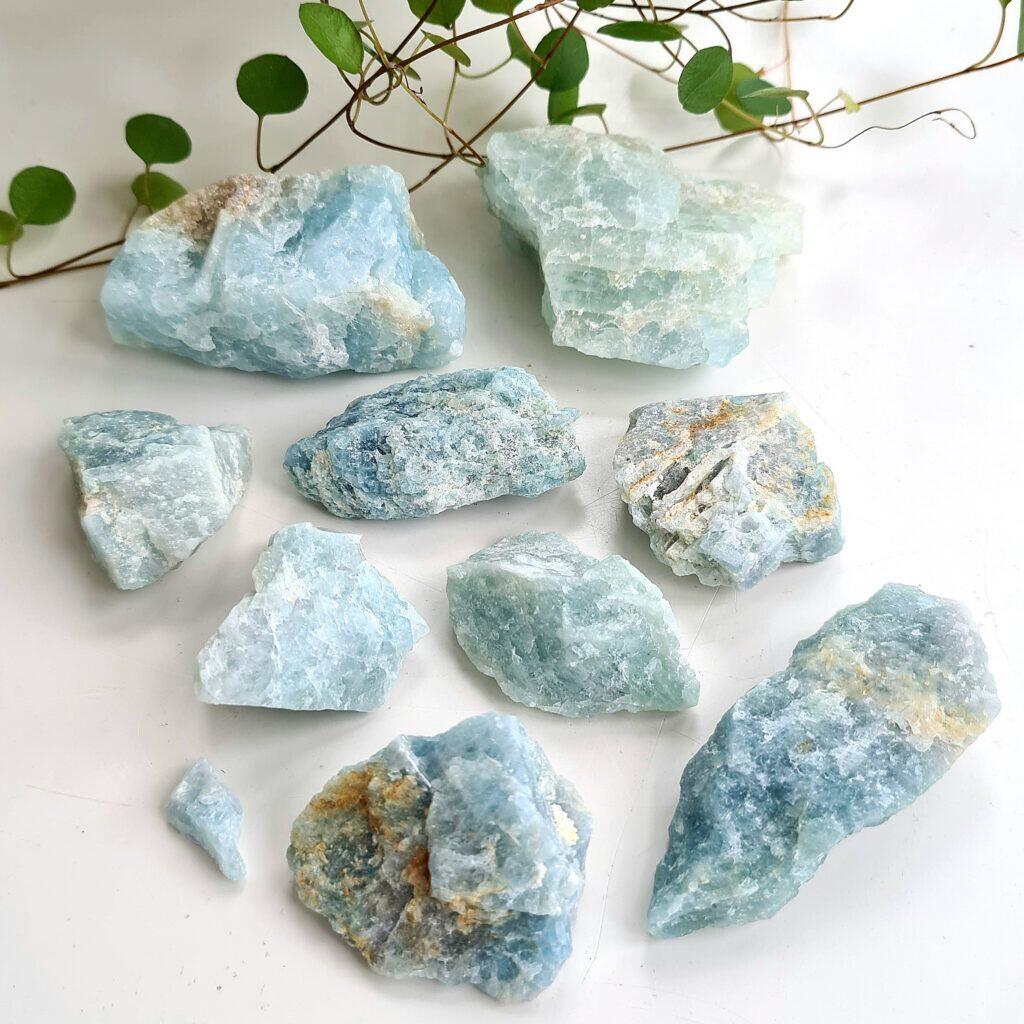 akvamarin råa bitar