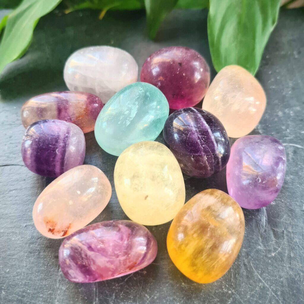 Fluorit - rund flerfärgad