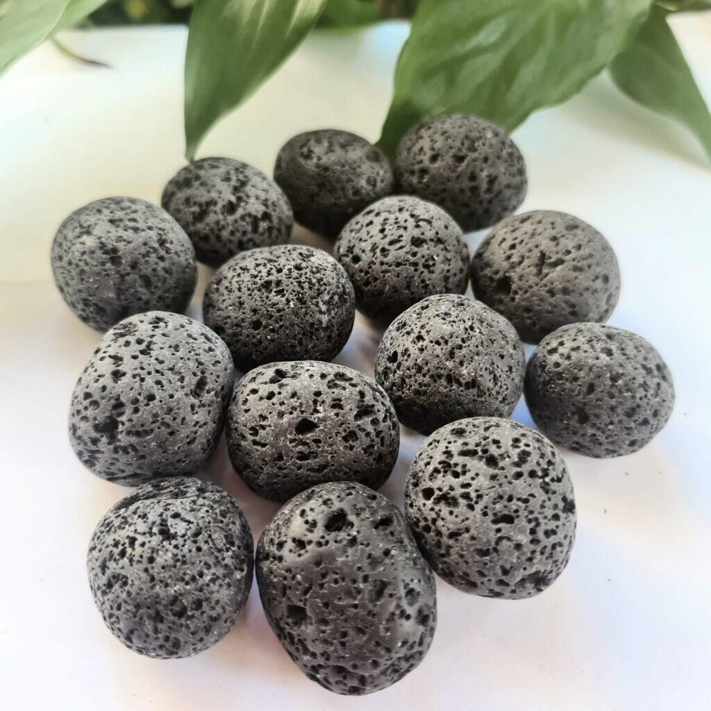 Lavasten - svart trumlad