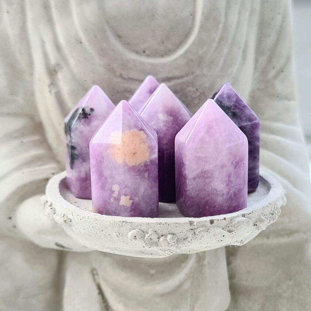 Lepidolit - liten slipad spets