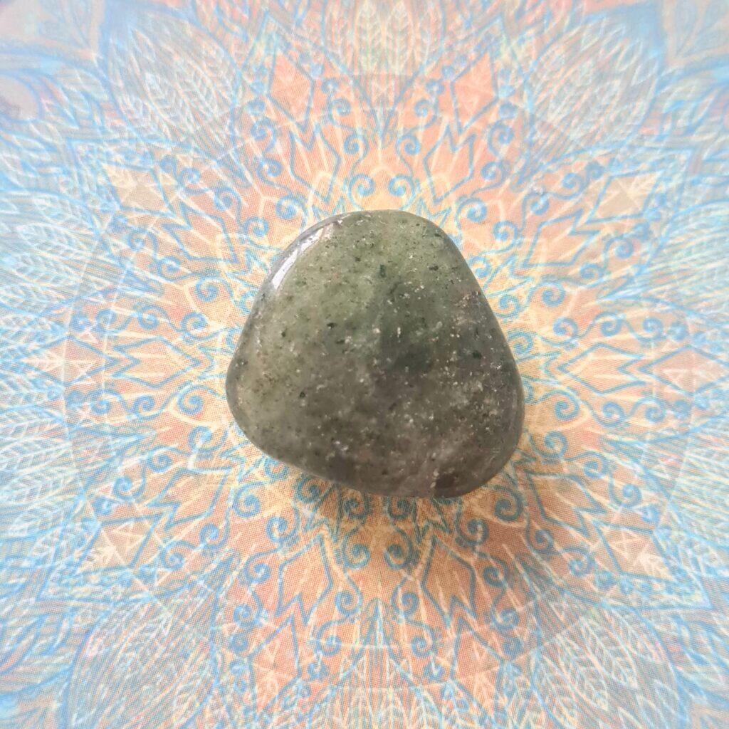 prehnit - skönhetsfel