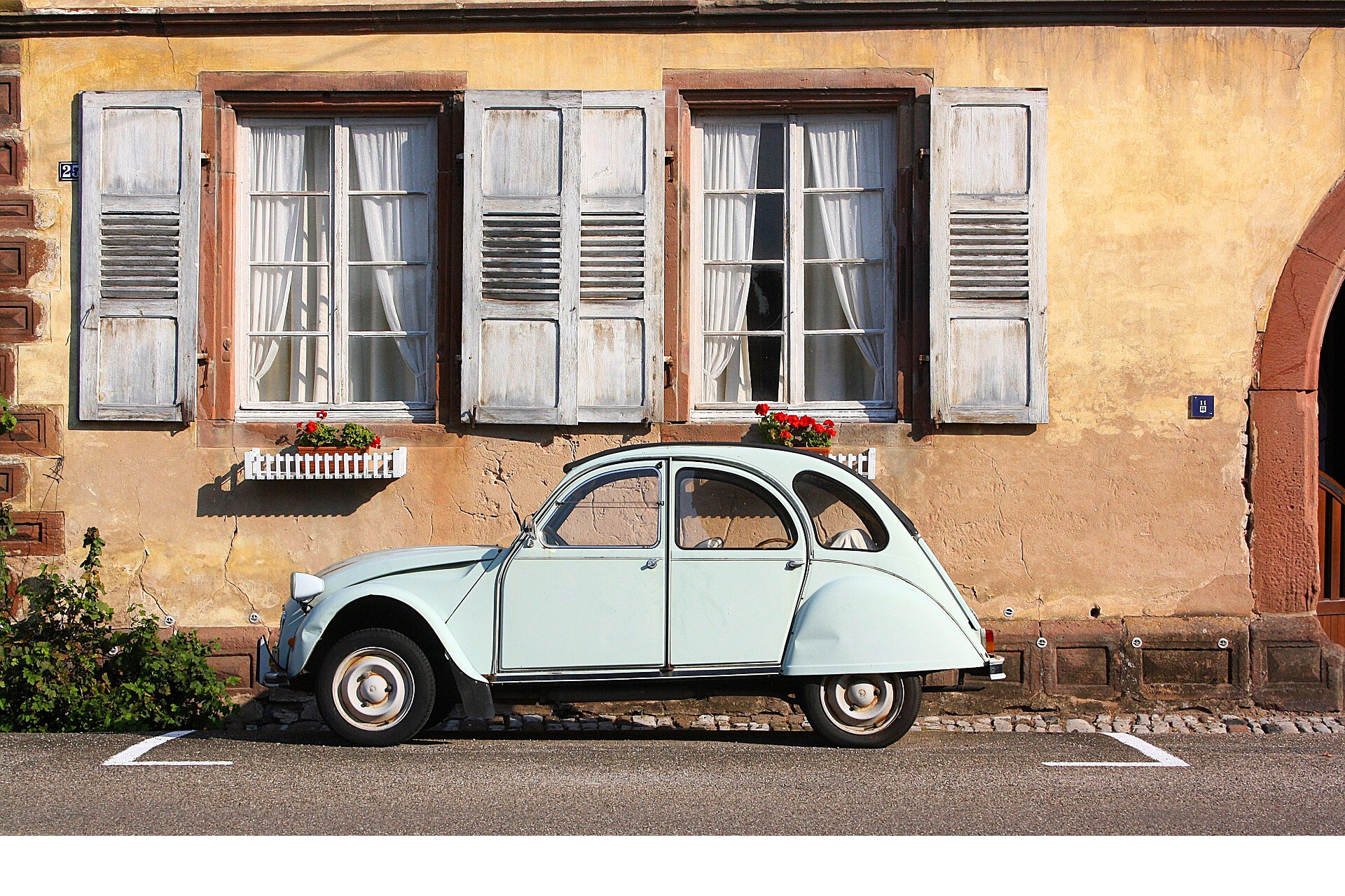 Kristallkit för bilen - med Ametist, Svart Turmalin, Rosenkvarts och Bergkristall